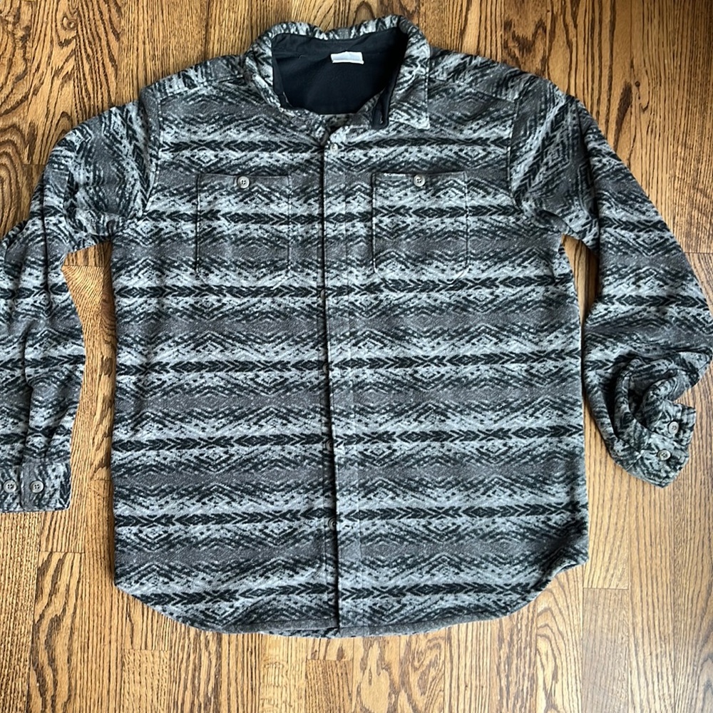Columbia fleece shirt large